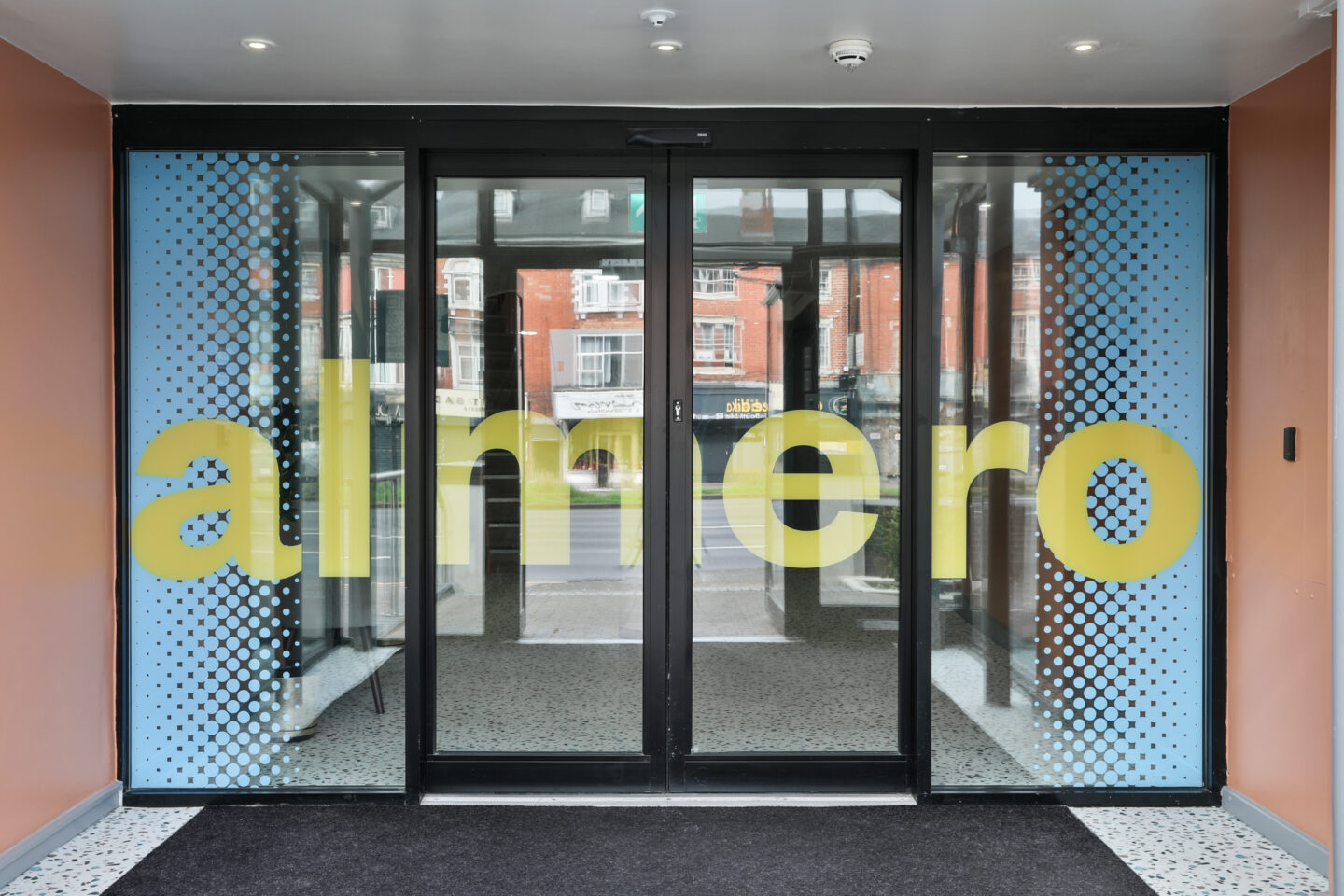 Photo of UniFresher – B16 Studios